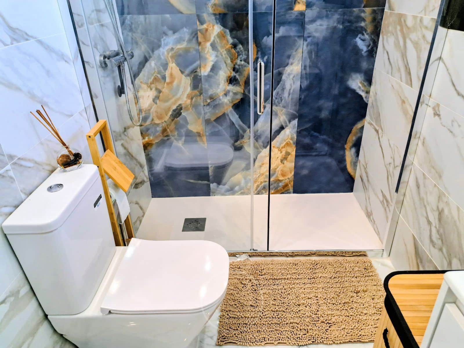 1 makuuhuone Asunto vuokrattavana paikassa Benidorm mukana uima-altaan 
autotalli - 1 200 € (Ref: 9631432)