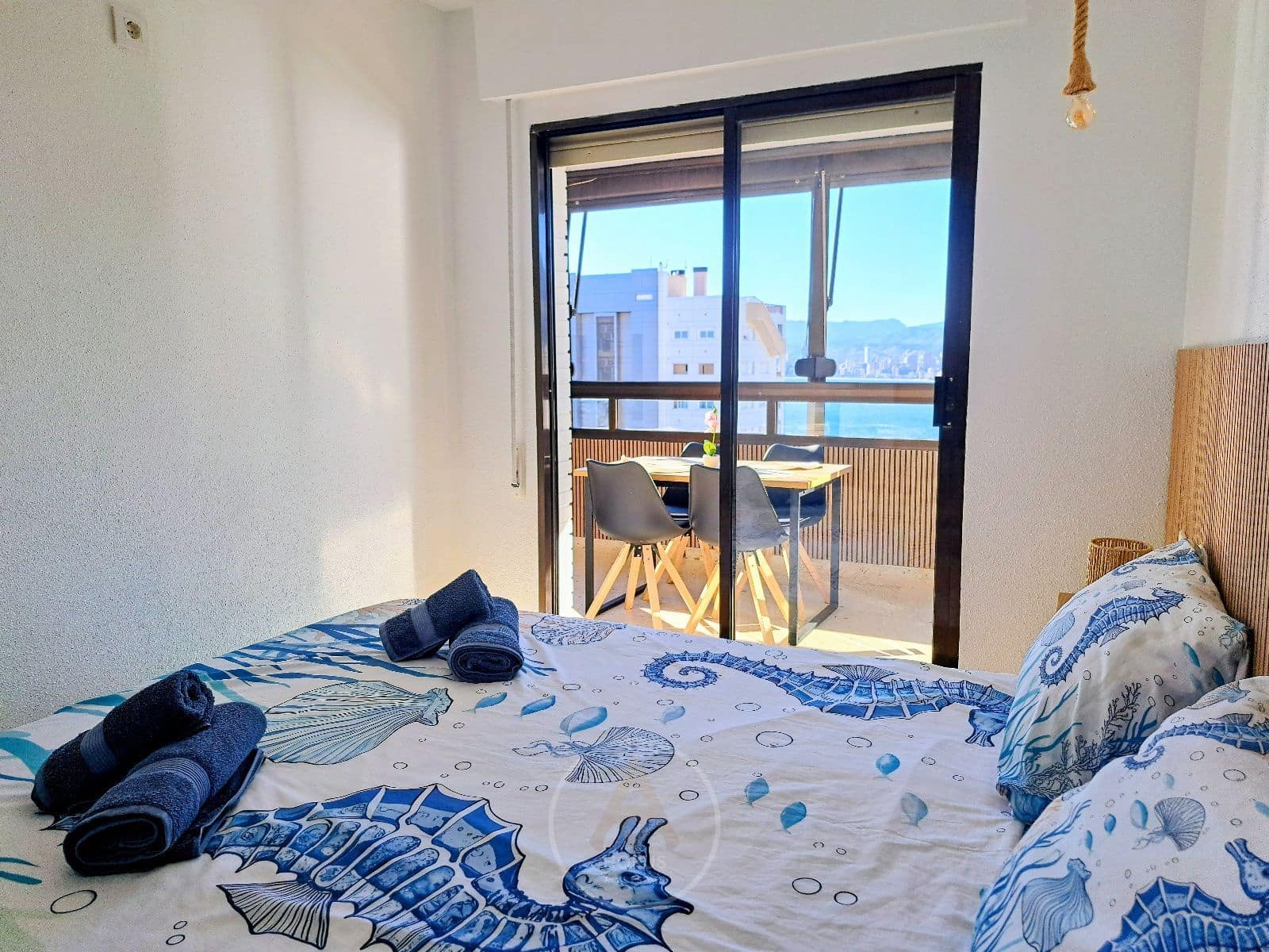 1 makuuhuone Asunto vuokrattavana paikassa Benidorm mukana uima-altaan 
autotalli - 1 200 € (Ref: 9631432)