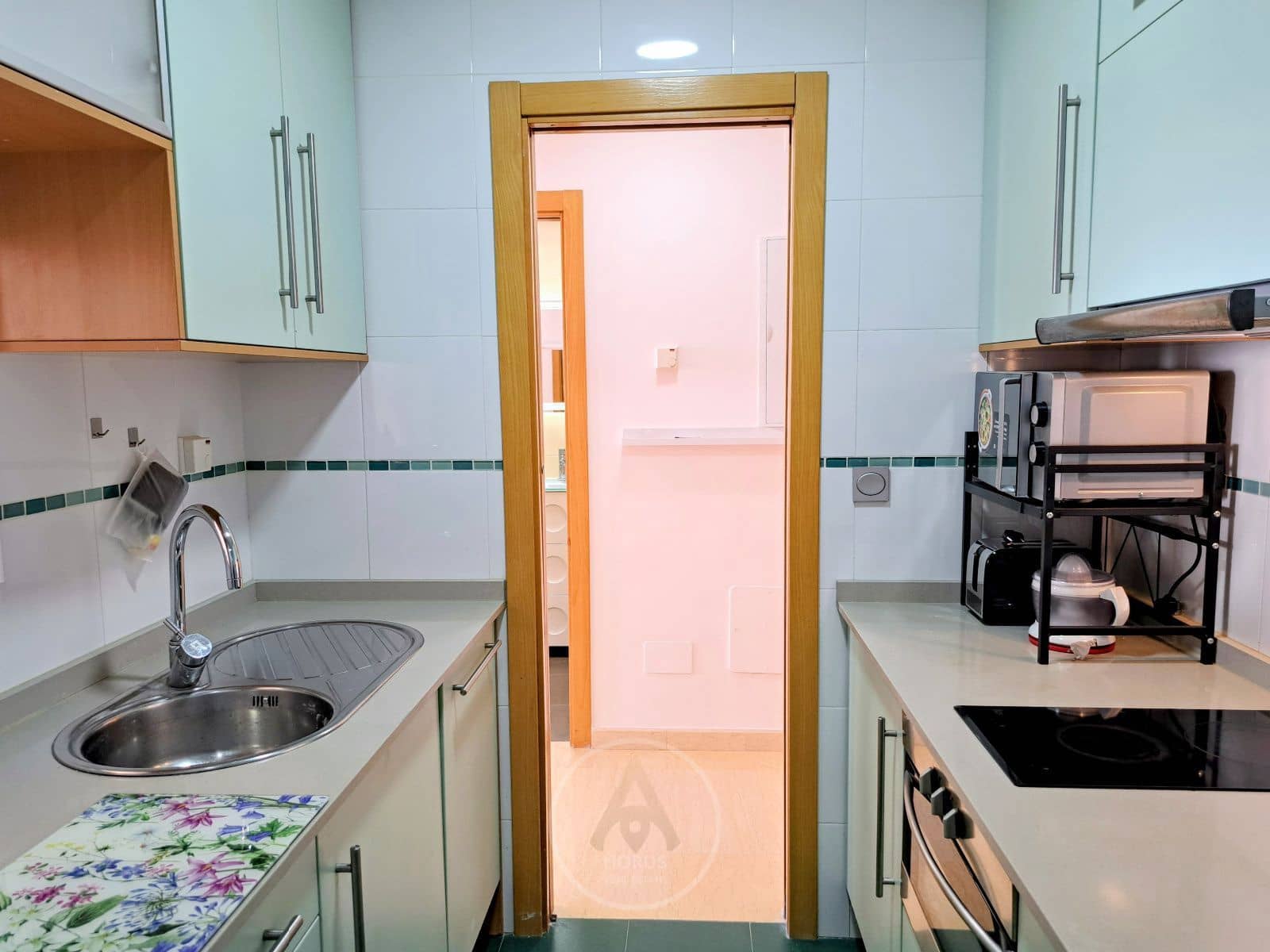 2 bedroom Flat for rent in Benidorm with pool garage - € 1,700 (Ref: 9631433)