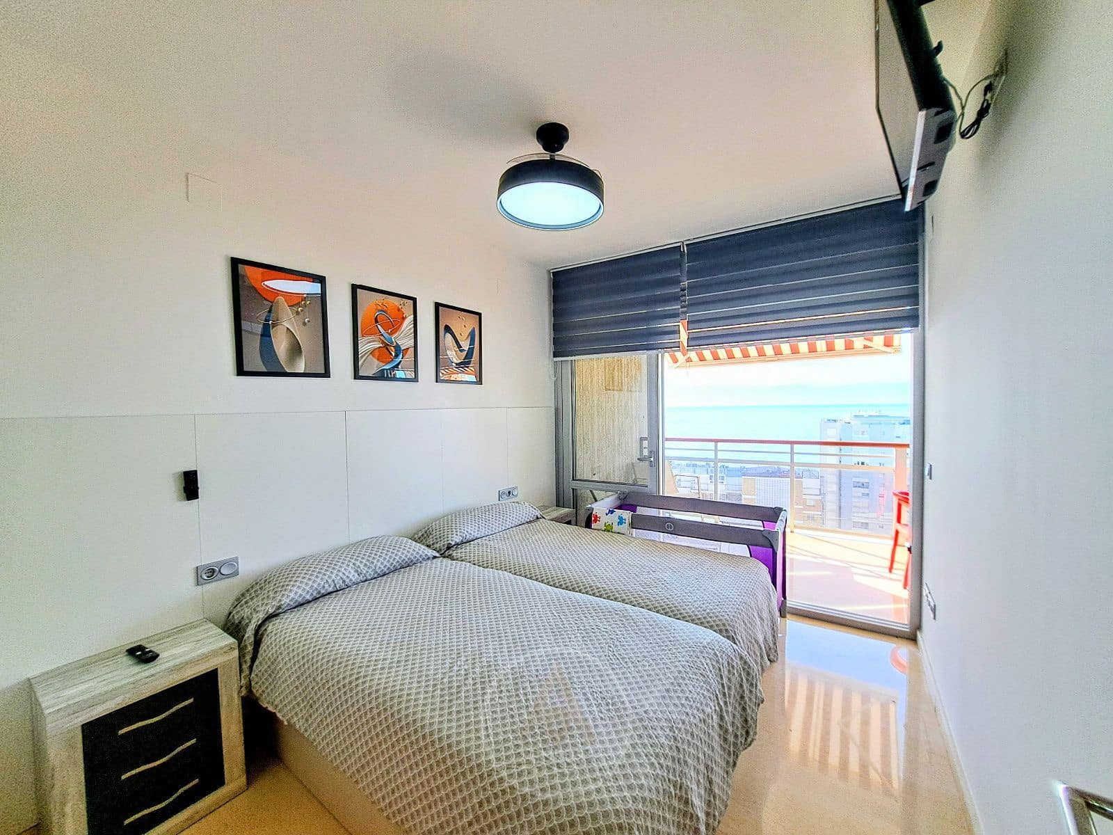 2 bedroom Flat for rent in Benidorm with pool garage - € 1,700 (Ref: 9631433)