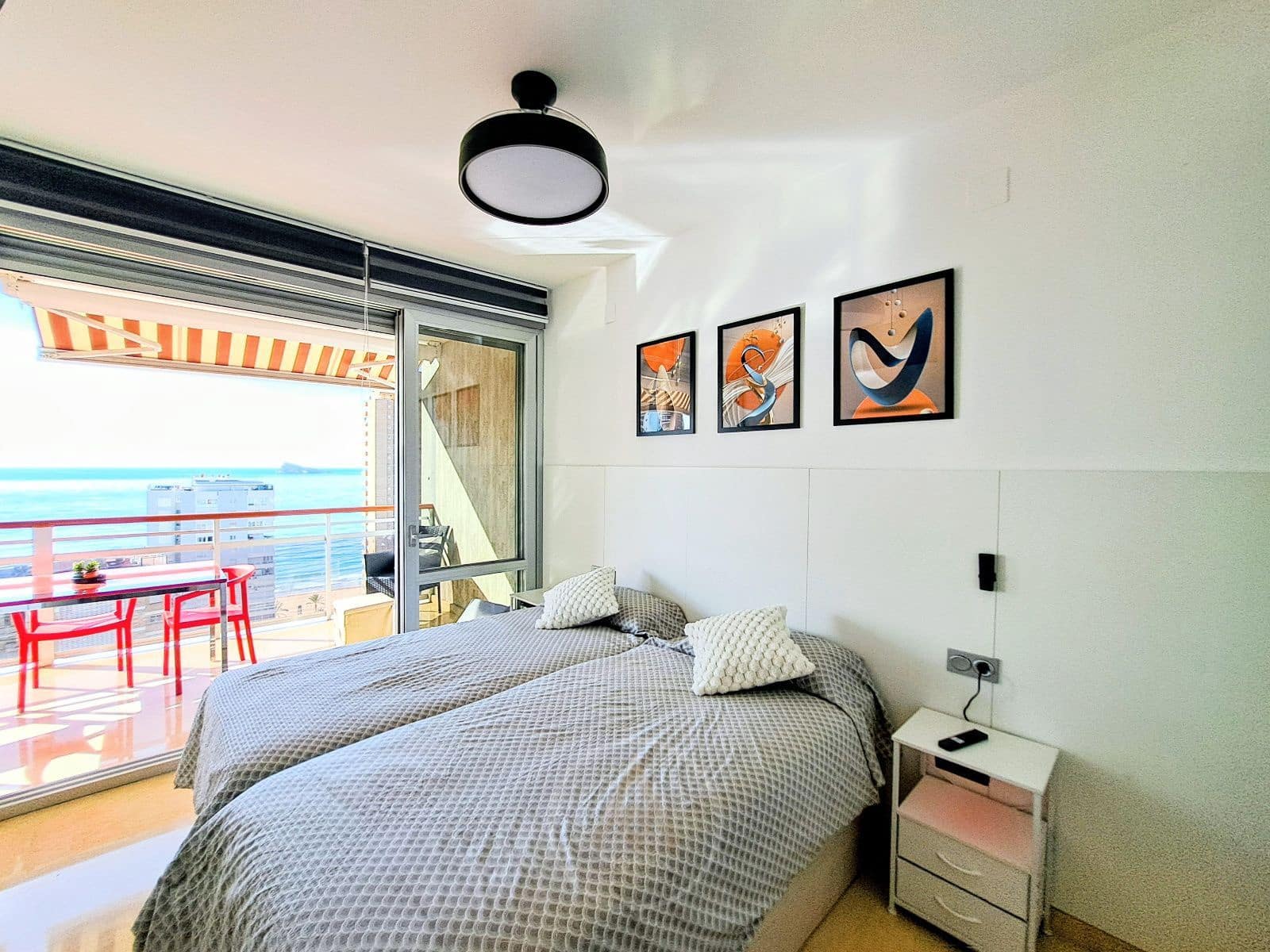 2 bedroom Flat for rent in Benidorm with pool garage - € 1,700 (Ref: 9631433)