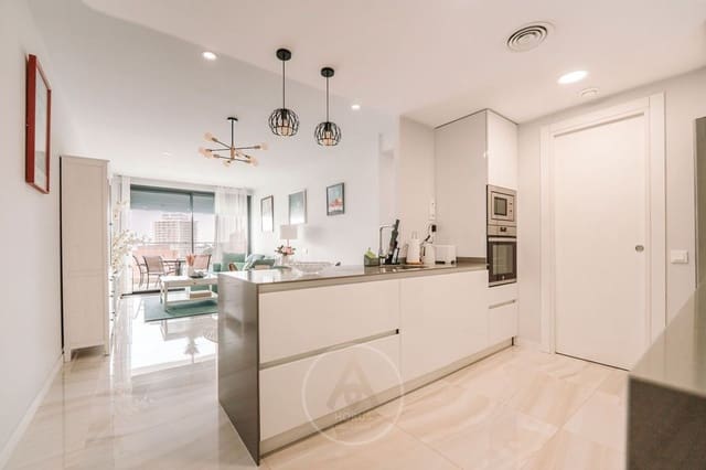 2 camera da letto Appartamento da affittare in Playa Poniente, Benidorm con piscina - 2.250 € (Rif: 9631818)