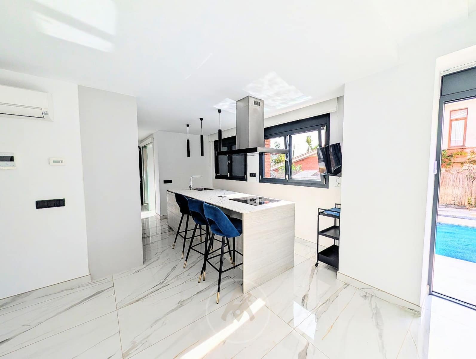 5 slaapkamer Villa te koop in Canet de Mar met zwembad garage - € 875.000 (Ref: 9638907)