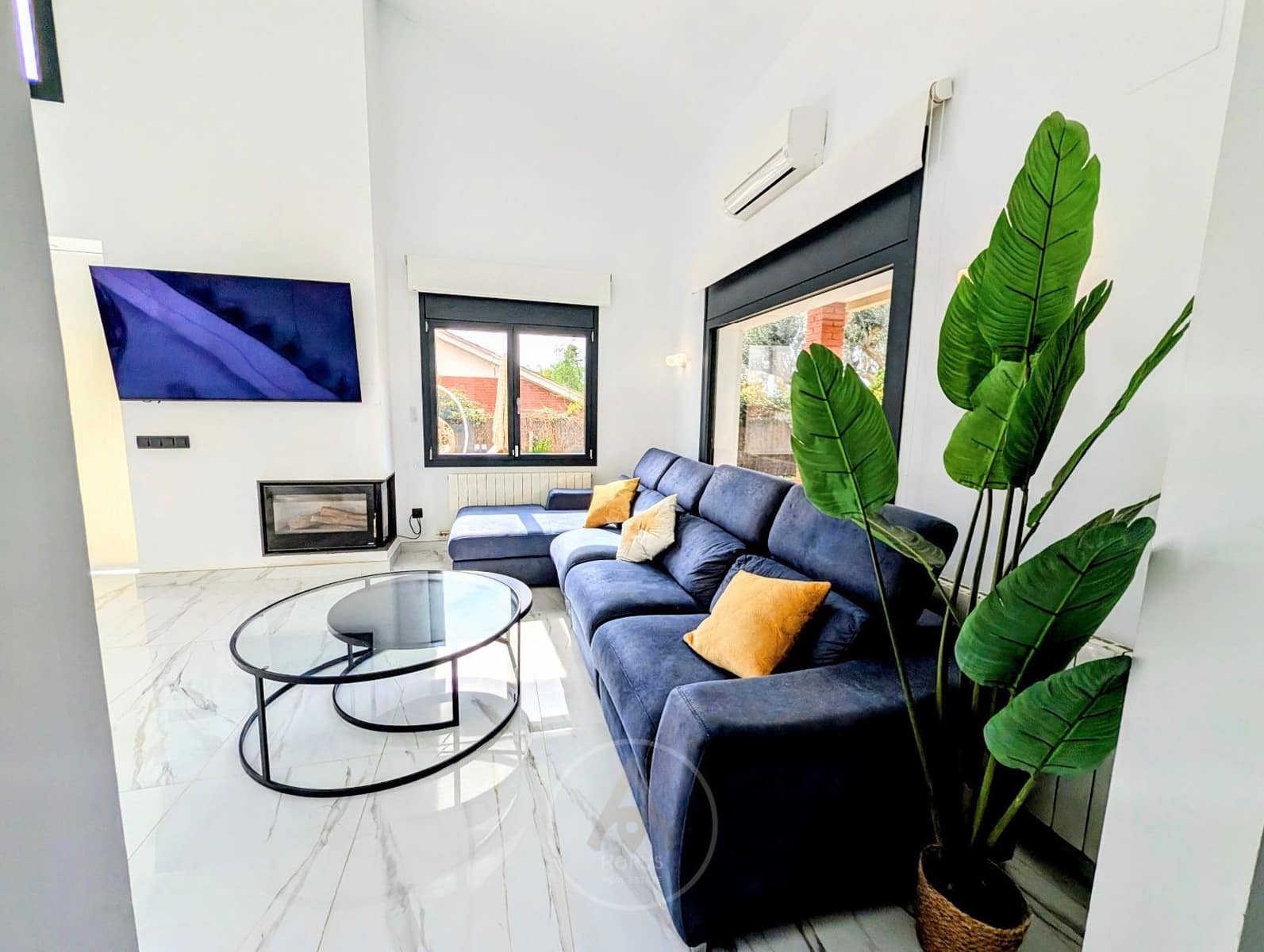 5 slaapkamer Villa te koop in Canet de Mar met zwembad garage - € 875.000 (Ref: 9638907)