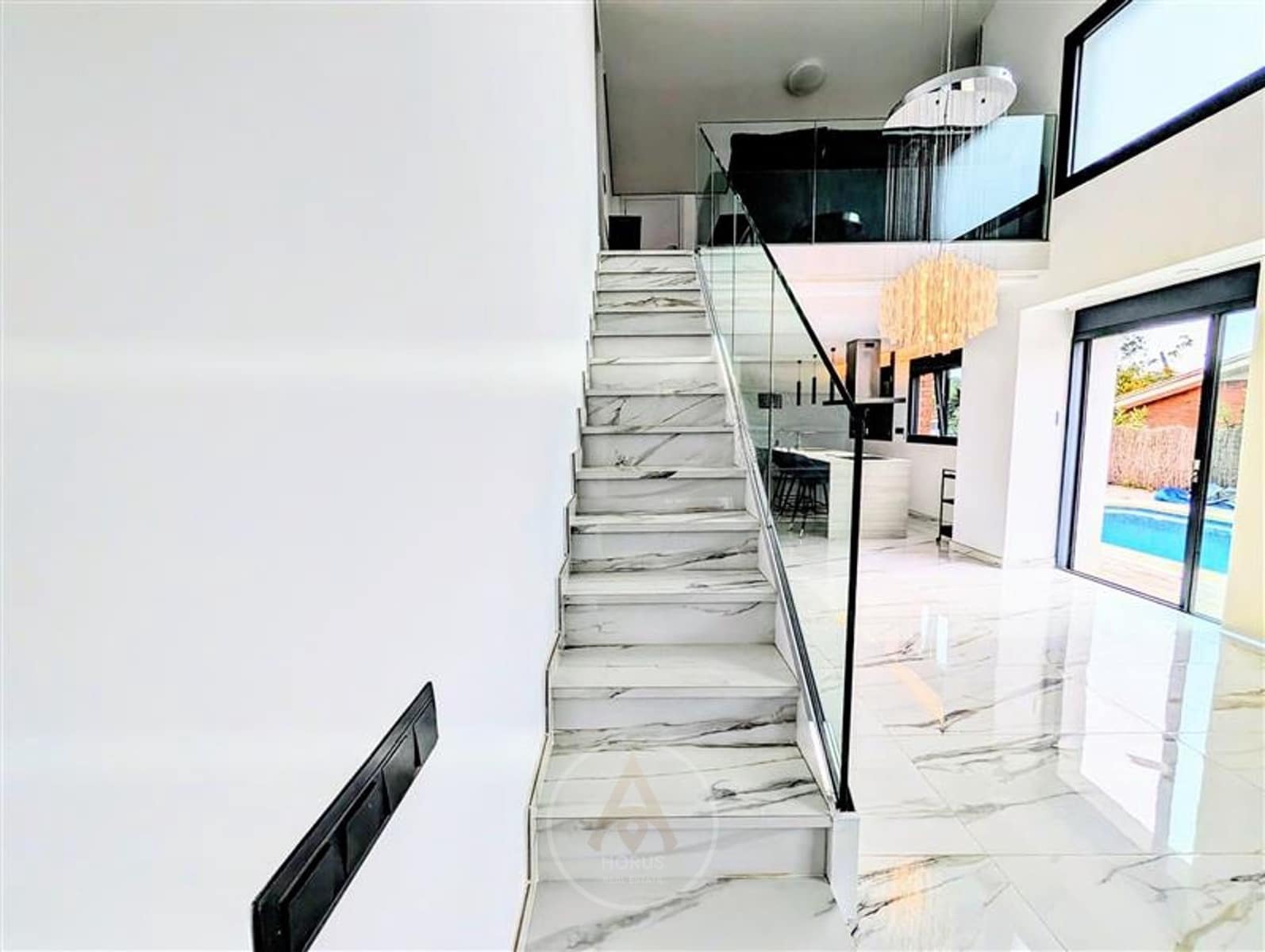 5 sypialnia Willa na sprzedaż w Canet de Mar z basenem garażem - 795 000 € (Ref: 9707946)