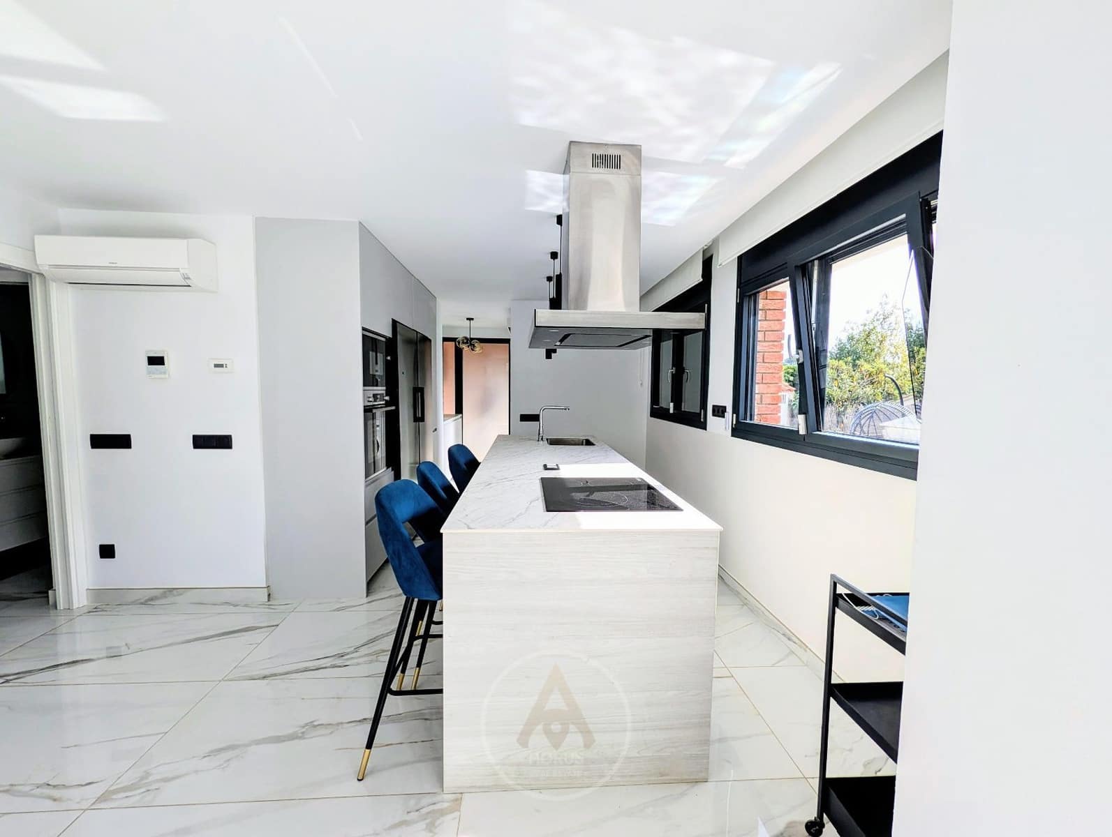 5 sypialnia Willa na sprzedaż w Canet de Mar z basenem garażem - 795 000 € (Ref: 9707946)