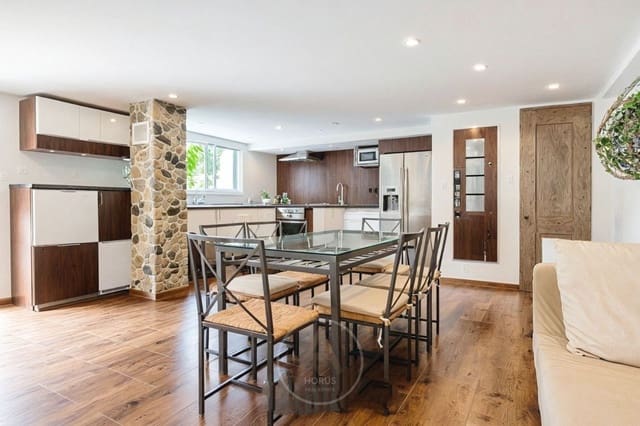 5 makuuhuone Huvila myytävänä paikassa Alella mukana uima-altaan - 629 000 € (Ref: 9713462)