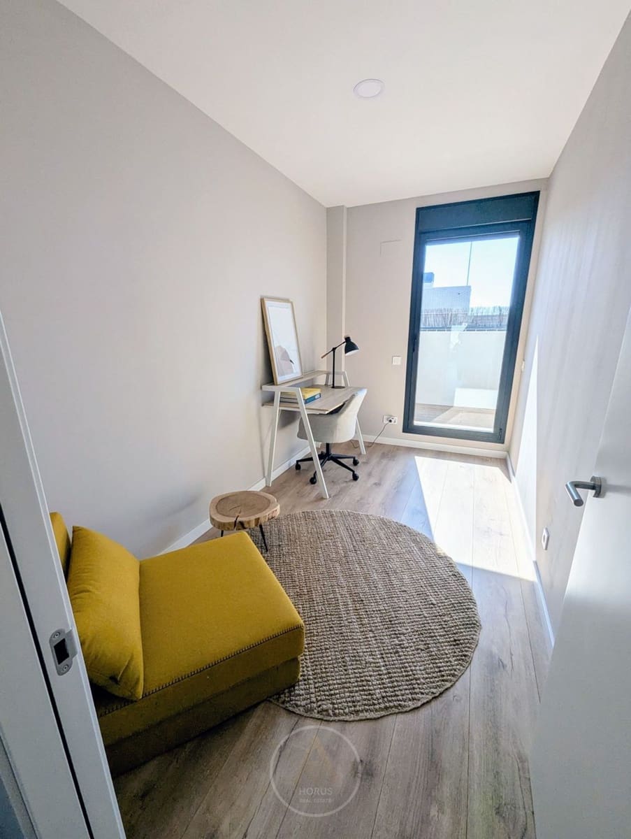 3 soveværelse Penthouse til salg i Montgat med swimmingpool garage - € 650.000 (Ref: 9713465)