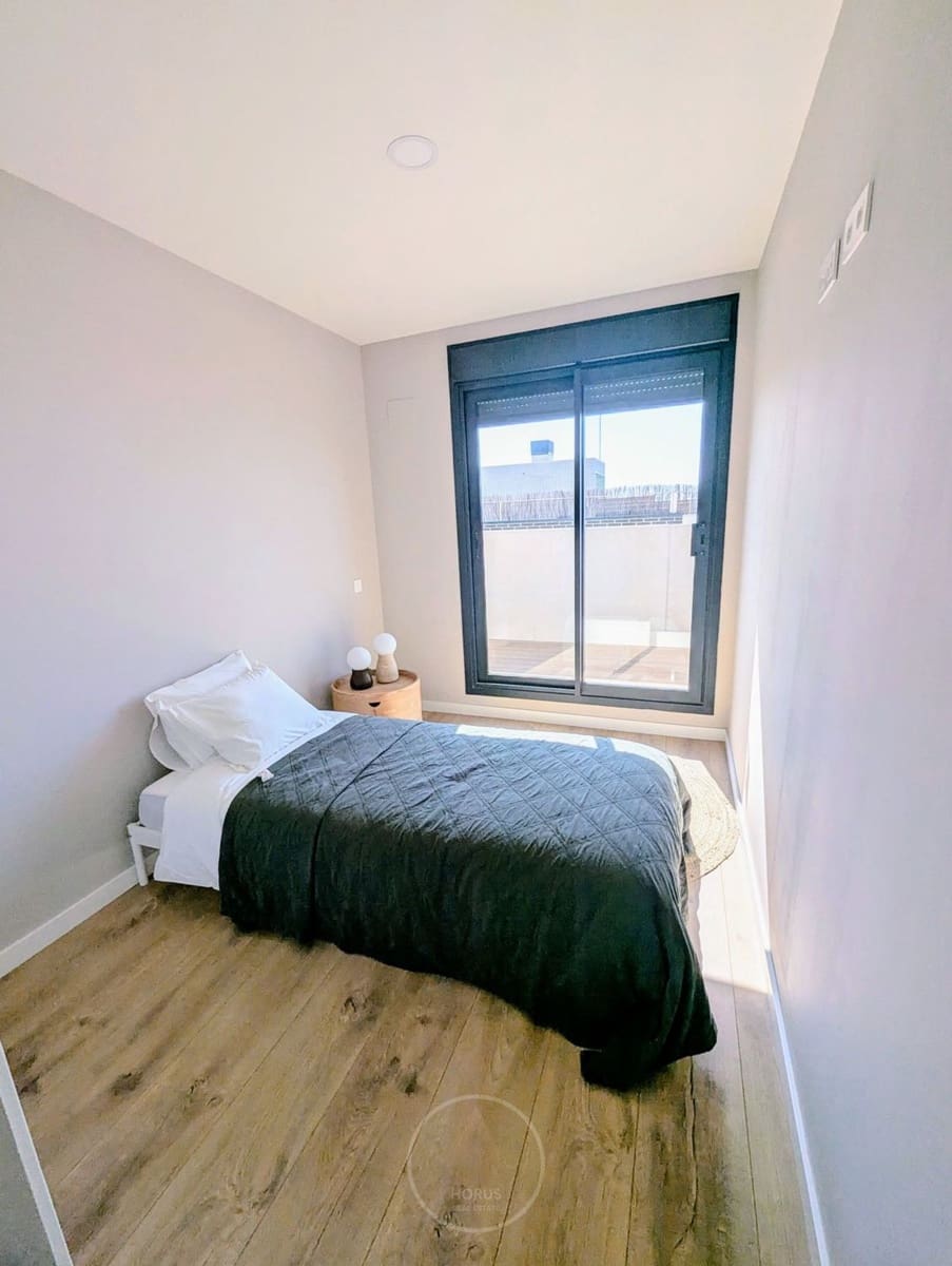 3 soveværelse Penthouse til salg i Montgat med swimmingpool garage - € 650.000 (Ref: 9713465)