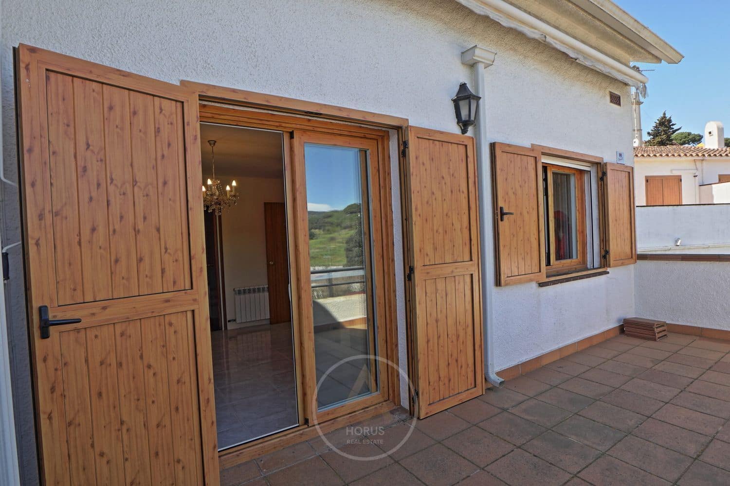 5 bedroom Townhouse for sale in Arenys de Mar with pool garage - € 460,000 (Ref: 9713466)