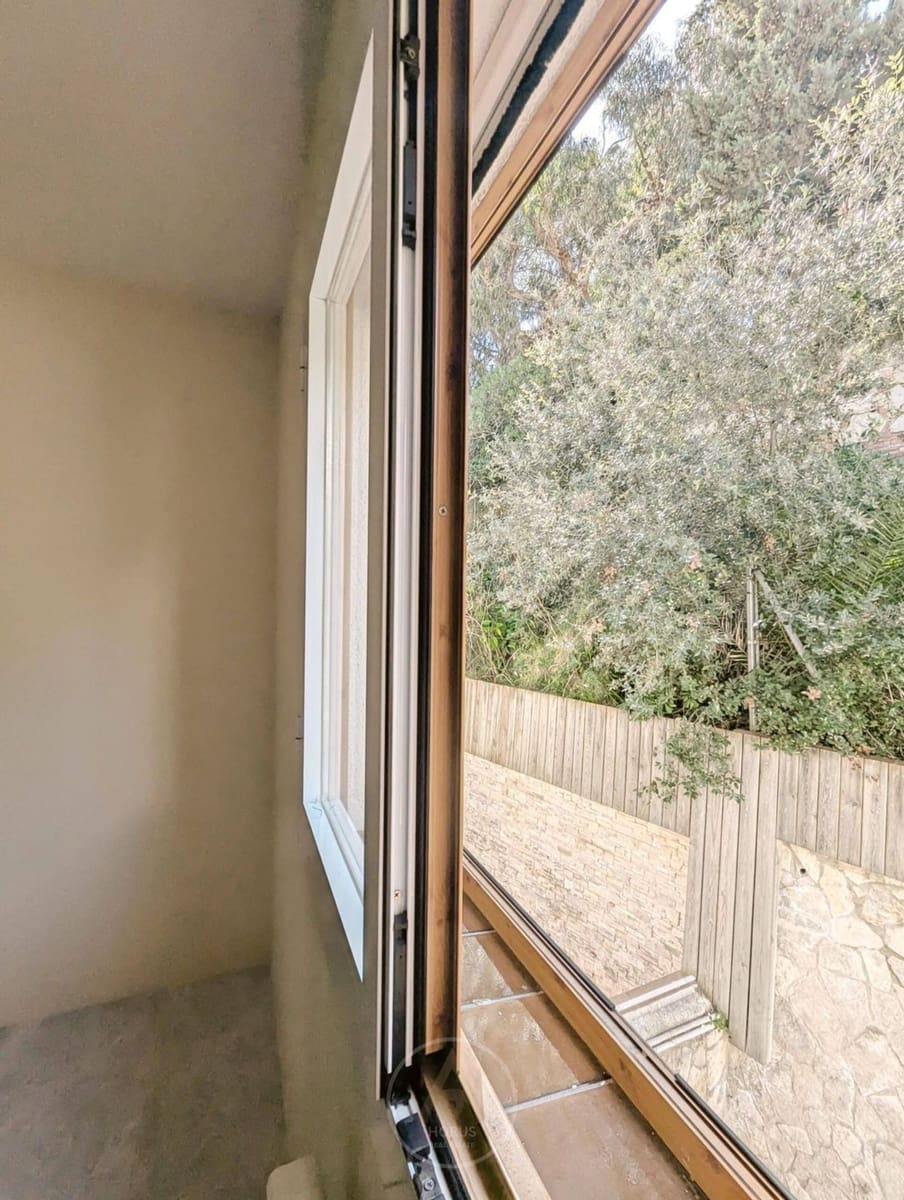 5 bedroom Townhouse for sale in Arenys de Mar with pool garage - € 460,000 (Ref: 9713466)