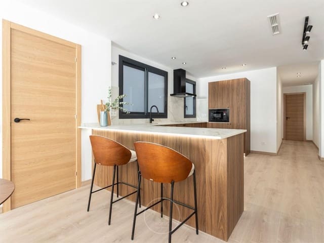 3 soveværelse Penthouse til salg i Barcelona by - € 795.000 (Ref: 9713858)