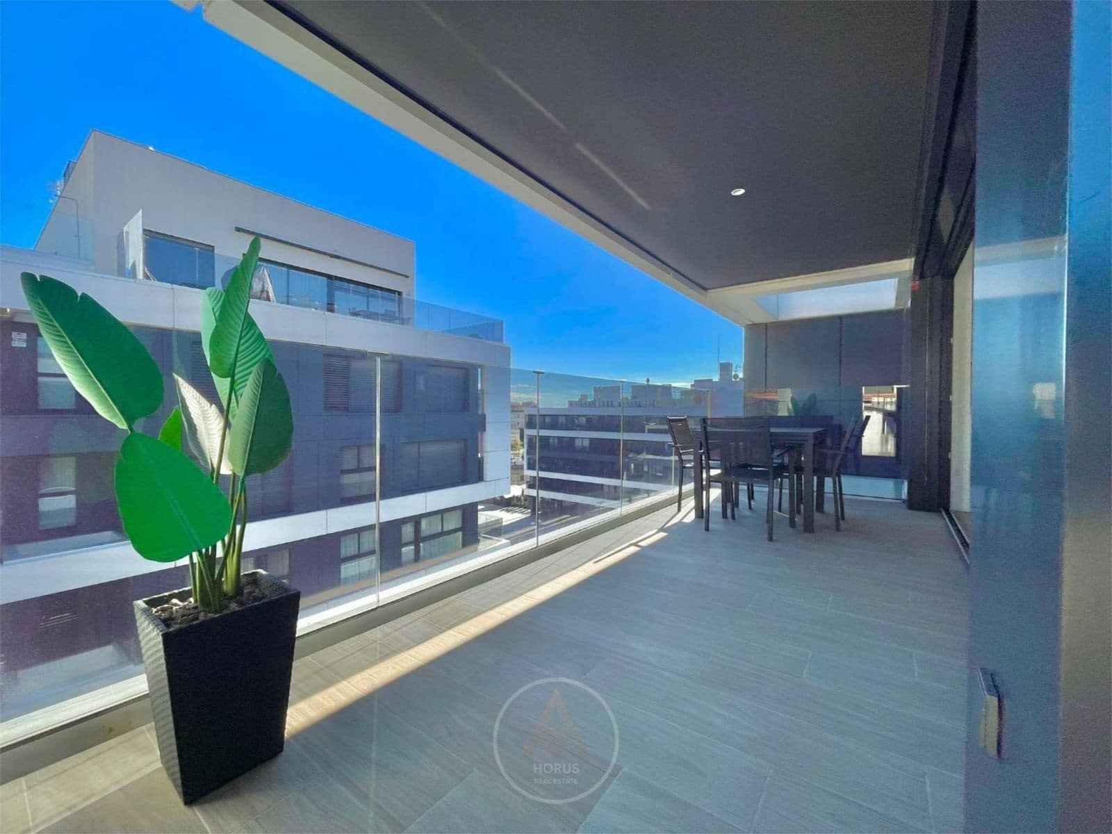 2 Zimmer Wohnung zu verkaufen in El Masnou mit Pool Garage - 590.000 € (Ref: 9713859)