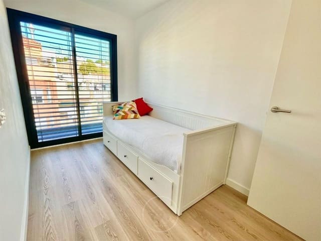 2 soverom Leilighet til salgs i El Masnou med svømmebasseng garasje - € 590 000 (Ref: 9713859)