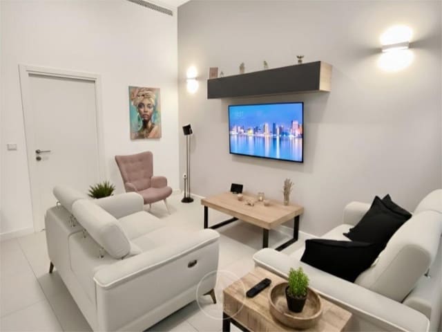 3 soveværelse Penthouse til salg i Badalona - € 640.000 (Ref: 9713862)