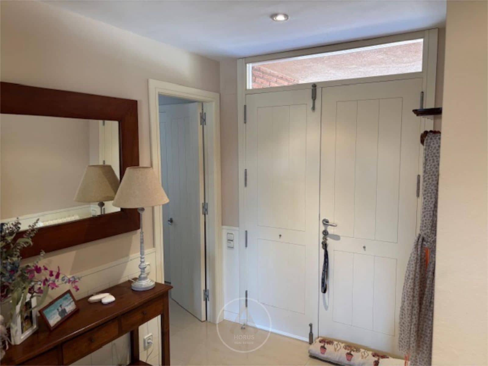 4 soveværelse Penthouse til salg i Sant Vicenc de Montalt med swimmingpool - € 1.100.000 (Ref: 9713864)