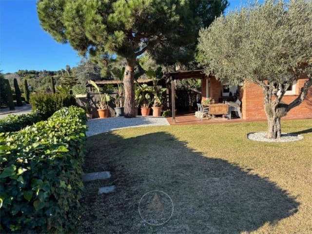 4 soveværelse Penthouse til salg i Sant Vicenç de Montalt med swimmingpool - € 1.100.000 (Ref: 9713864)