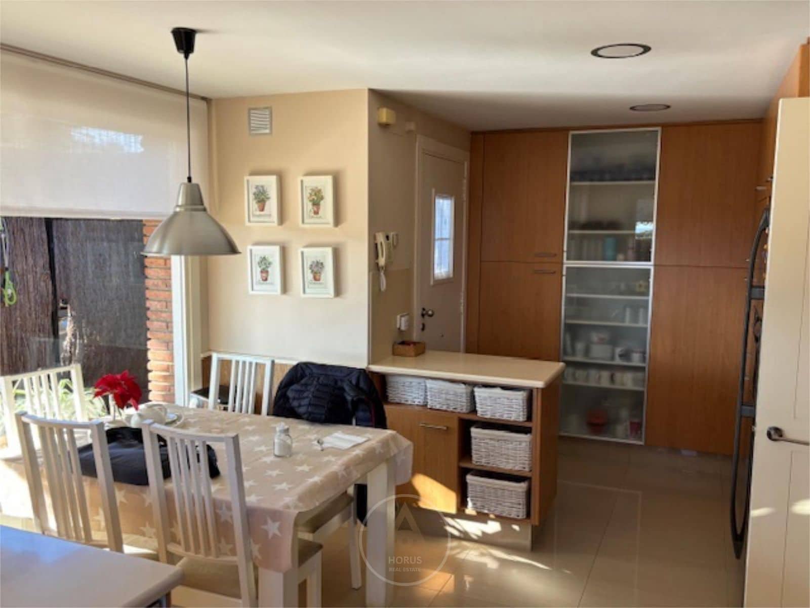 4 soveværelse Penthouse til salg i Sant Vicenc de Montalt med swimmingpool - € 1.100.000 (Ref: 9713864)