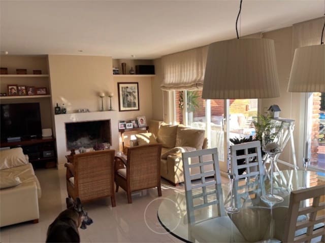 4 soveværelse Penthouse til salg i Sant Vicenç de Montalt med swimmingpool - € 1.100.000 (Ref: 9713864)