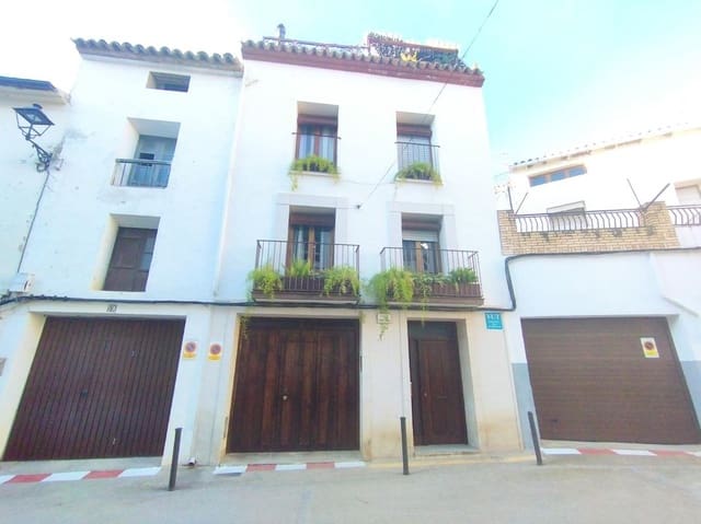 Finca/Casa Rural de 7 habitaciones en Albalate del Arzobispo en venta con garaje - 220.000 € (Ref: 9645704)