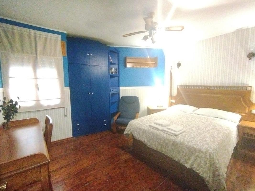 Finca/Casa Rural de 7 habitaciones en Albalate del Arzobispo en venta con garaje - 220.000 € (Ref: 9645704)