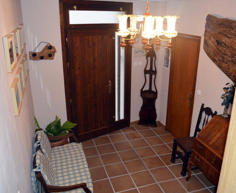 Finca/Casa Rural de 7 habitaciones en Albalate del Arzobispo en venta con garaje - 220.000 € (Ref: 9645704)
