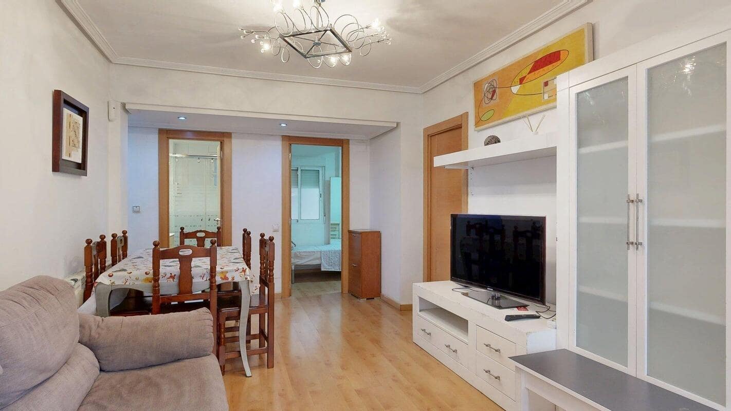 4 makuuhuone Asunto myytävänä paikassa Zaragoza kaupunki - 185 000 € (Ref: 9645705)