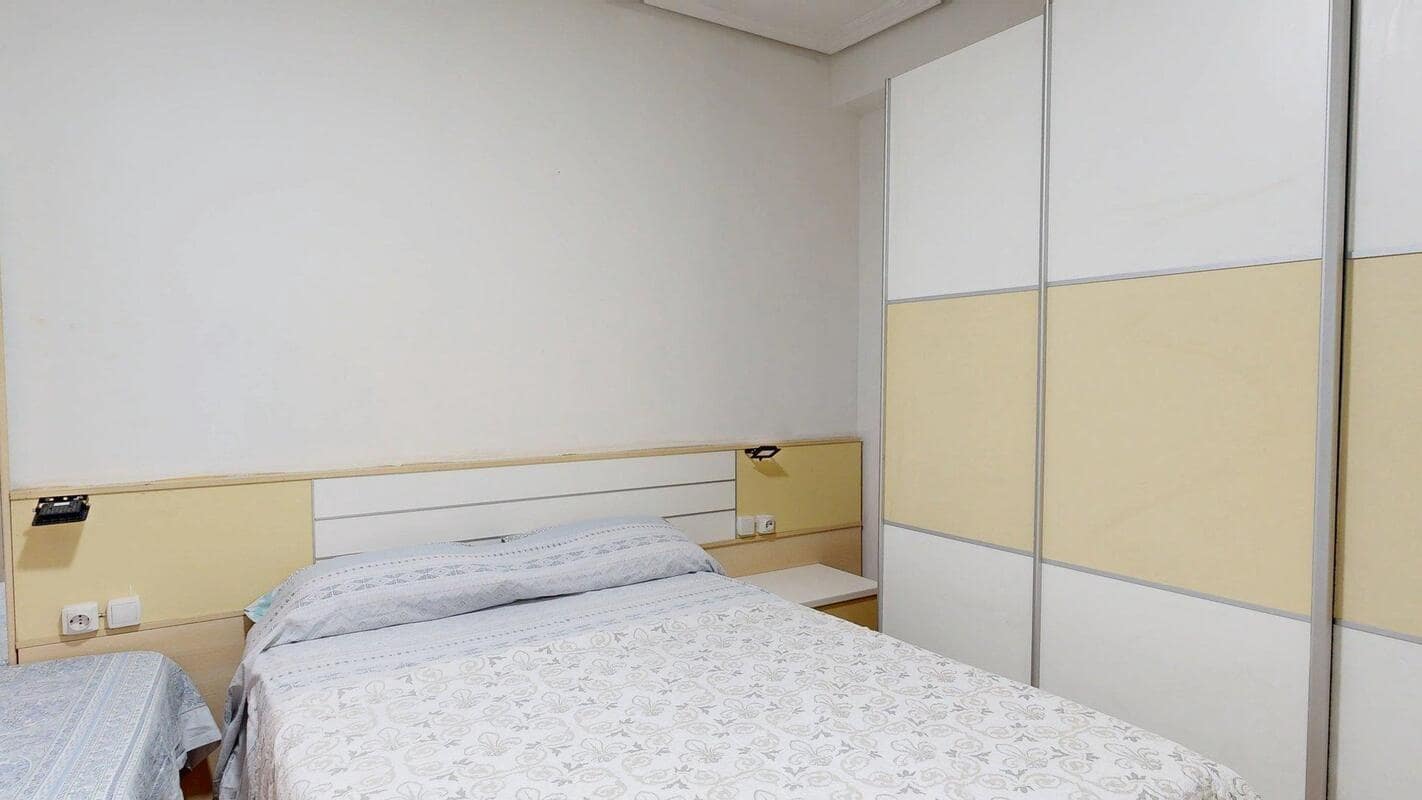 4 makuuhuone Asunto myytävänä paikassa Zaragoza kaupunki - 185 000 € (Ref: 9645705)