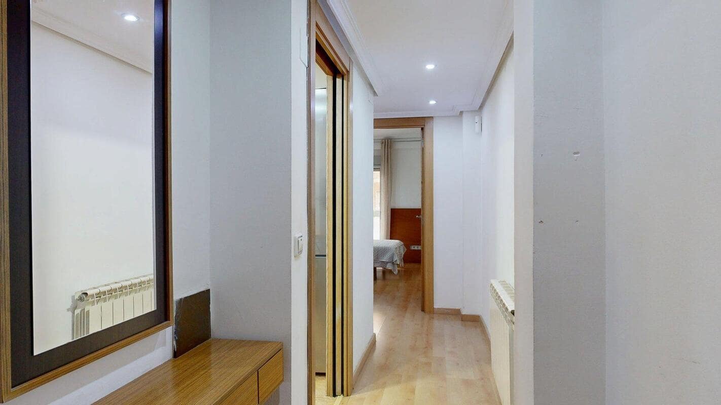 4 makuuhuone Asunto myytävänä paikassa Zaragoza kaupunki - 185 000 € (Ref: 9645705)