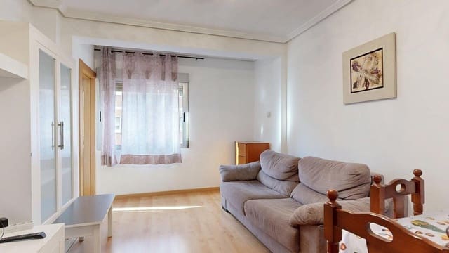 4 makuuhuone Asunto myytävänä paikassa Zaragoza kaupunki - 185 000 € (Ref: 9645705)