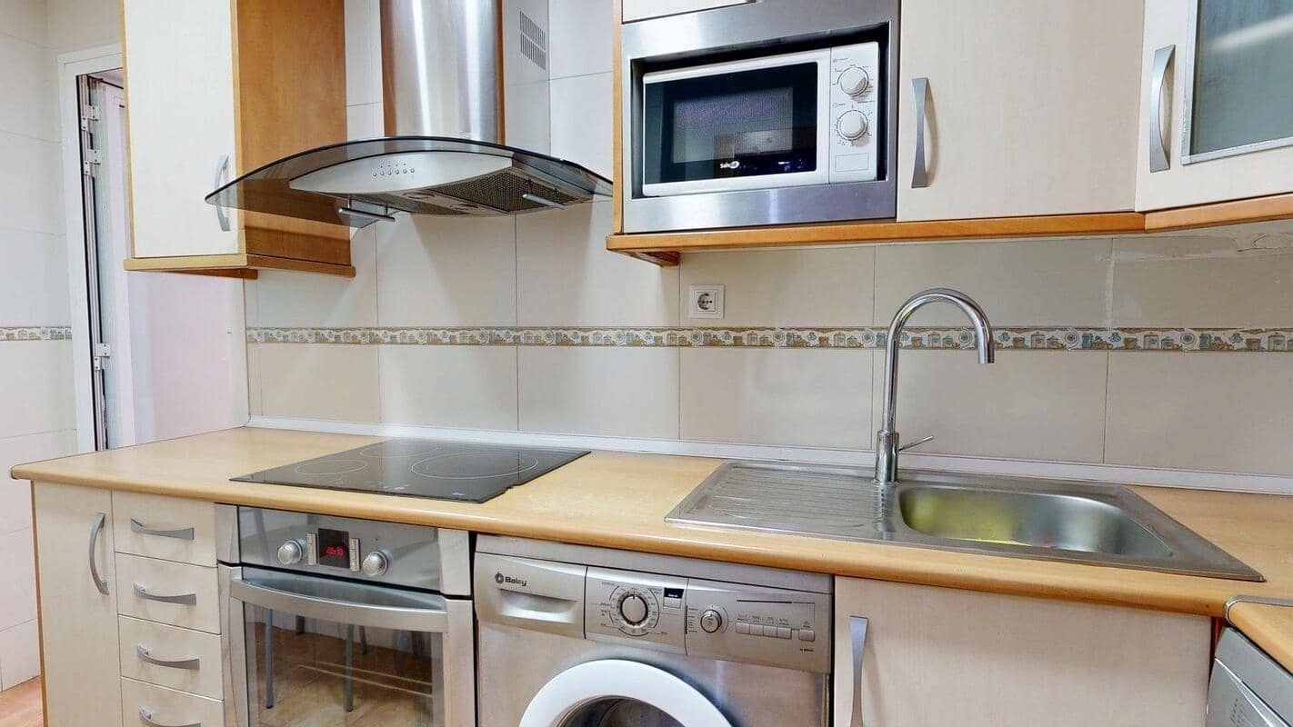 4 makuuhuone Asunto myytävänä paikassa Zaragoza kaupunki - 185 000 € (Ref: 9645705)