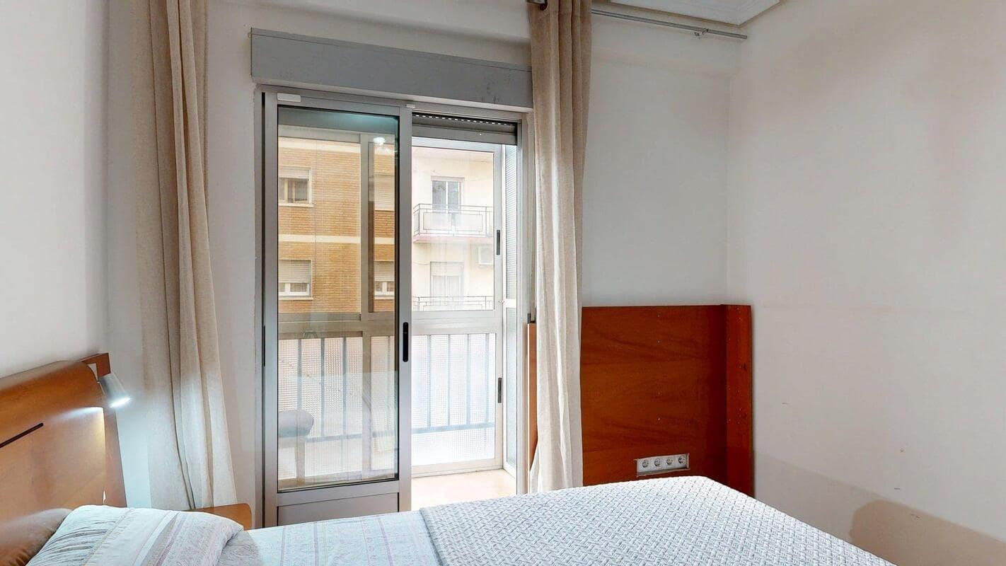 4 makuuhuone Asunto myytävänä paikassa Zaragoza kaupunki - 185 000 € (Ref: 9645705)