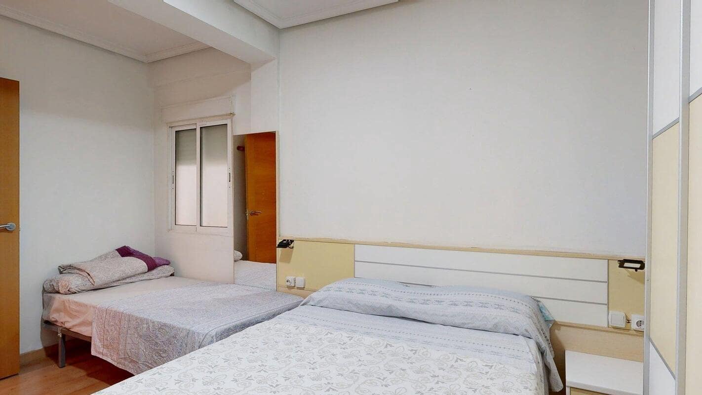 4 makuuhuone Asunto myytävänä paikassa Zaragoza kaupunki - 185 000 € (Ref: 9645705)