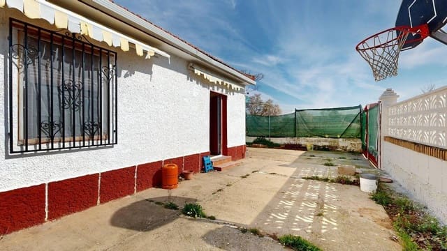 3 Zimmer Finca/Landgut zu verkaufen in San Mateo de Gállego mit Pool - 99.000 € (Ref: 9645708)