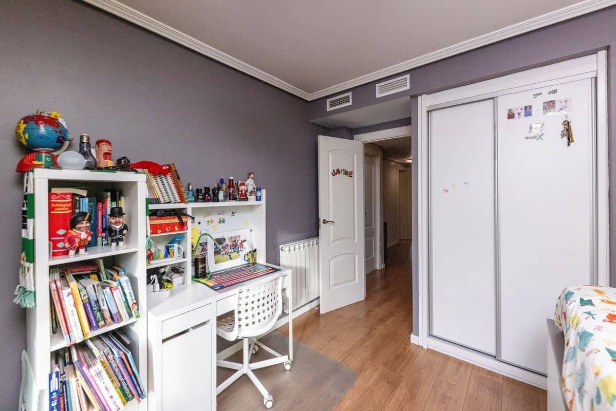 5 sypialnia Dom szeregowy na sprzedaż w Calatayud z garażem - 450 000 € (Ref: 9645713)