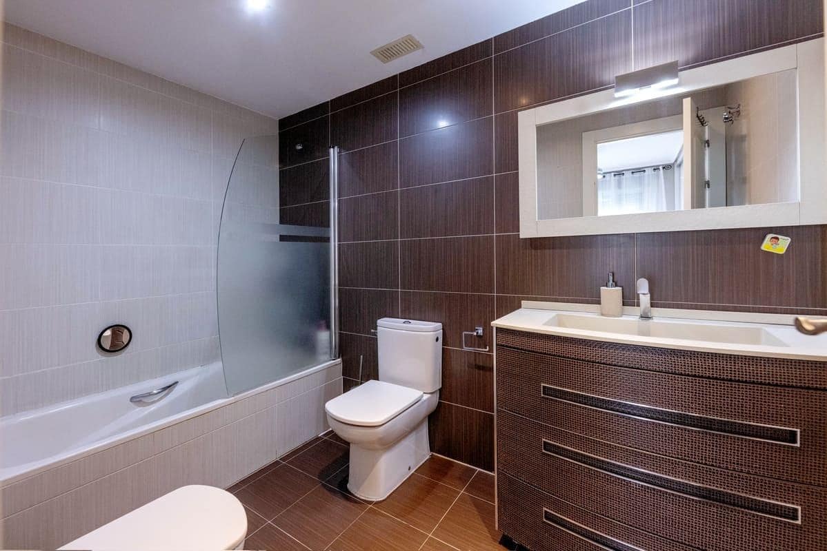 5 sypialnia Dom szeregowy na sprzedaż w Calatayud z garażem - 450 000 € (Ref: 9645713)