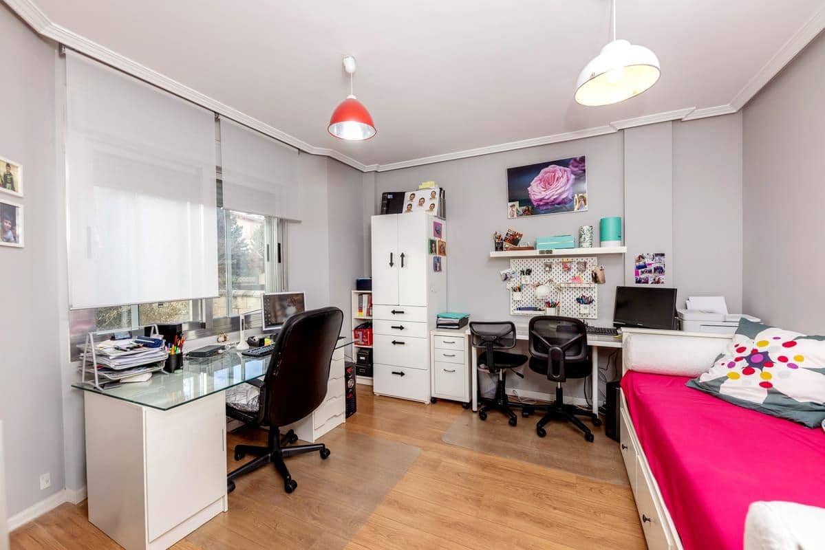 5 sypialnia Dom szeregowy na sprzedaż w Calatayud z garażem - 450 000 € (Ref: 9645713)