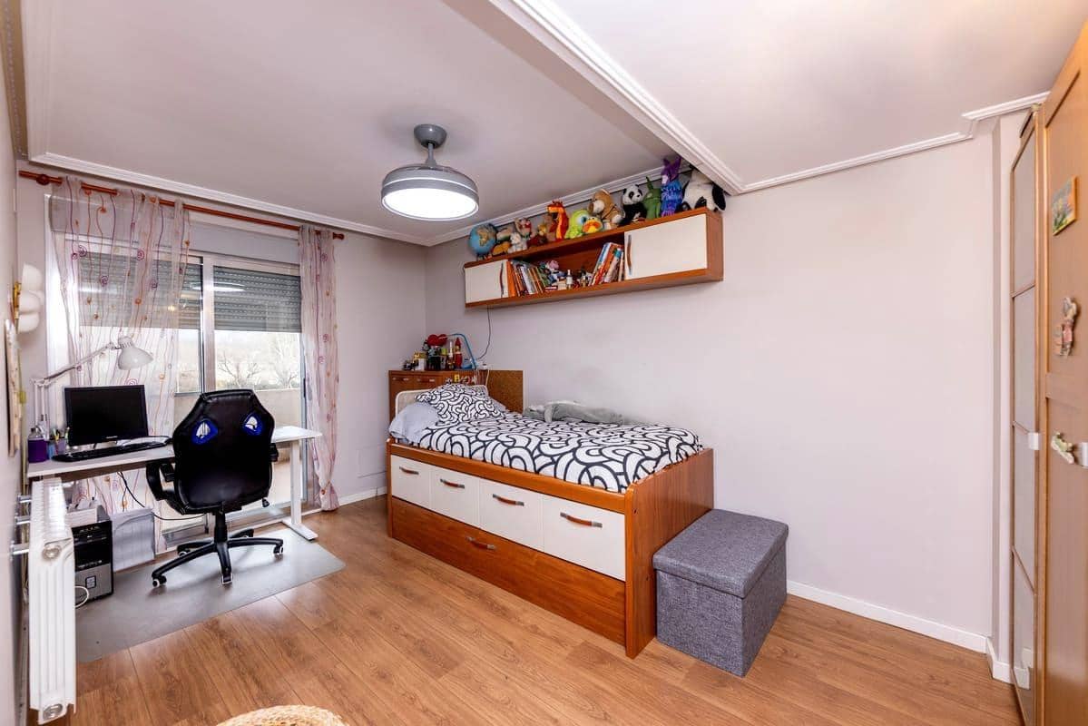 5 sypialnia Dom szeregowy na sprzedaż w Calatayud z garażem - 450 000 € (Ref: 9645713)