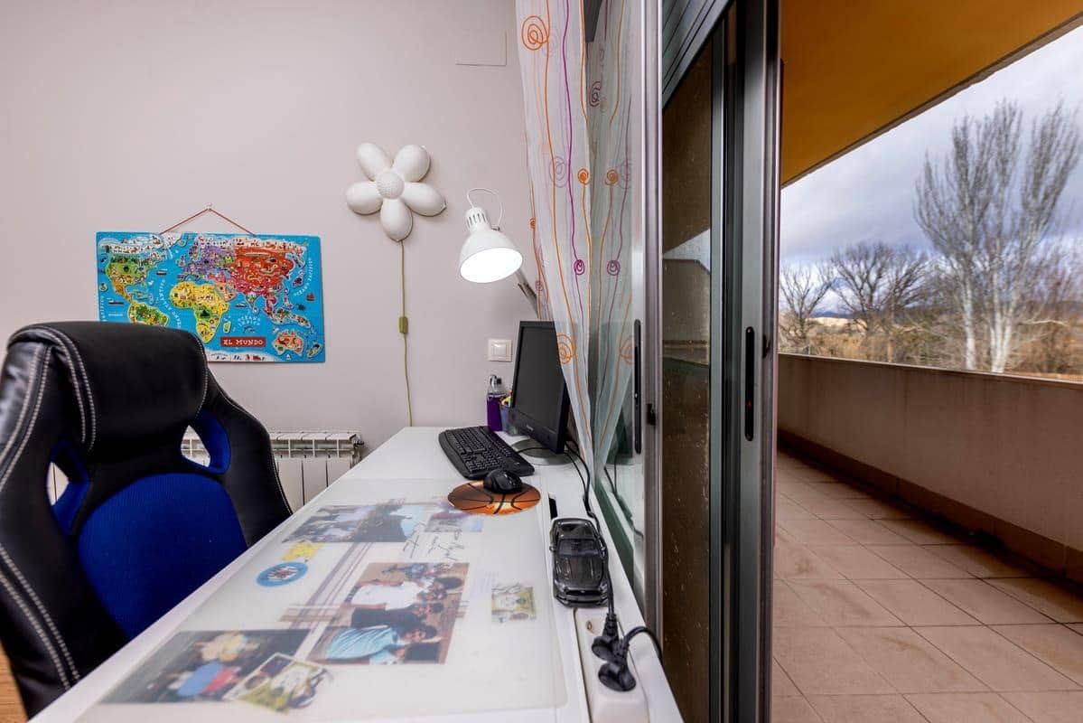 5 sypialnia Dom szeregowy na sprzedaż w Calatayud z garażem - 450 000 € (Ref: 9645713)