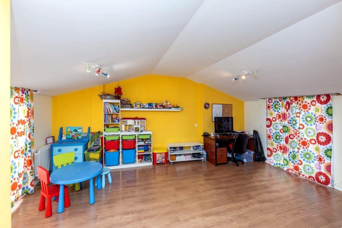 5 sypialnia Dom szeregowy na sprzedaż w Calatayud z garażem - 450 000 € (Ref: 9645713)