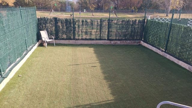 5 sypialnia Dom szeregowy na sprzedaż w Calatayud z garażem - 450 000 € (Ref: 9645713)