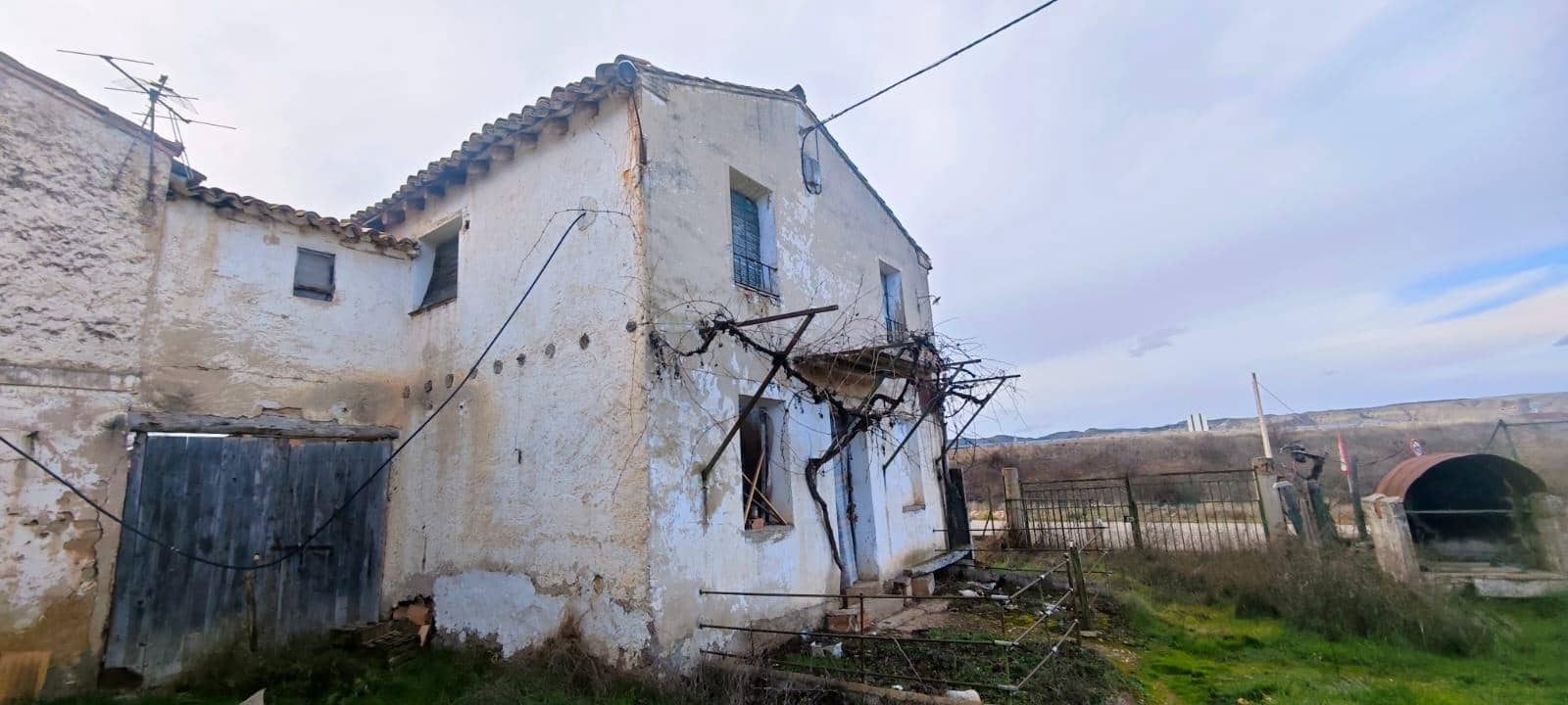 2 sypialnia Finka/Dom wiejski na sprzedaż w Calatayud - 65 000 € (Ref: 9645714)