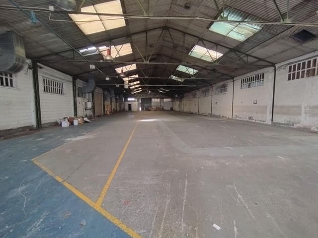 Virksomhed til leje i Zaragoza by - € 1.250 (Ref: 9645715)