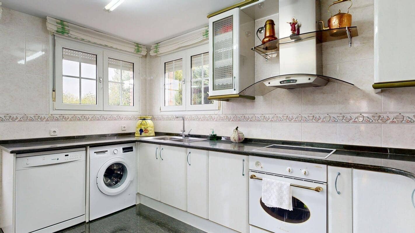 3 sypialnia Willa na sprzedaż w Calatayud z basenem - 370 000 € (Ref: 9645718)