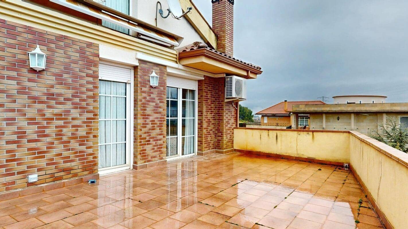 3 sypialnia Willa na sprzedaż w Calatayud z basenem - 370 000 € (Ref: 9645718)