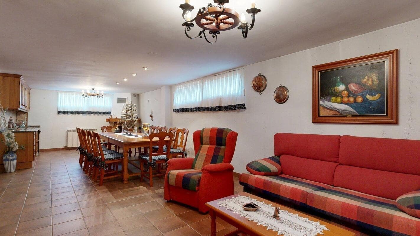 3 sypialnia Willa na sprzedaż w Calatayud z basenem - 370 000 € (Ref: 9645718)