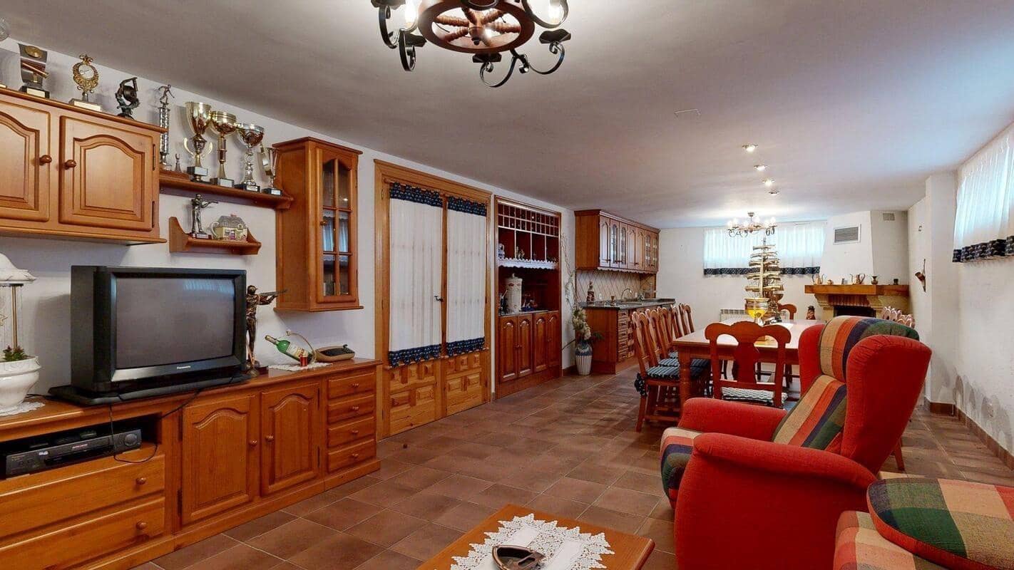 3 sypialnia Willa na sprzedaż w Calatayud z basenem - 370 000 € (Ref: 9645718)