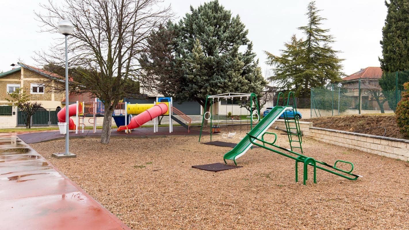 3 sypialnia Willa na sprzedaż w Calatayud z basenem - 370 000 € (Ref: 9645718)