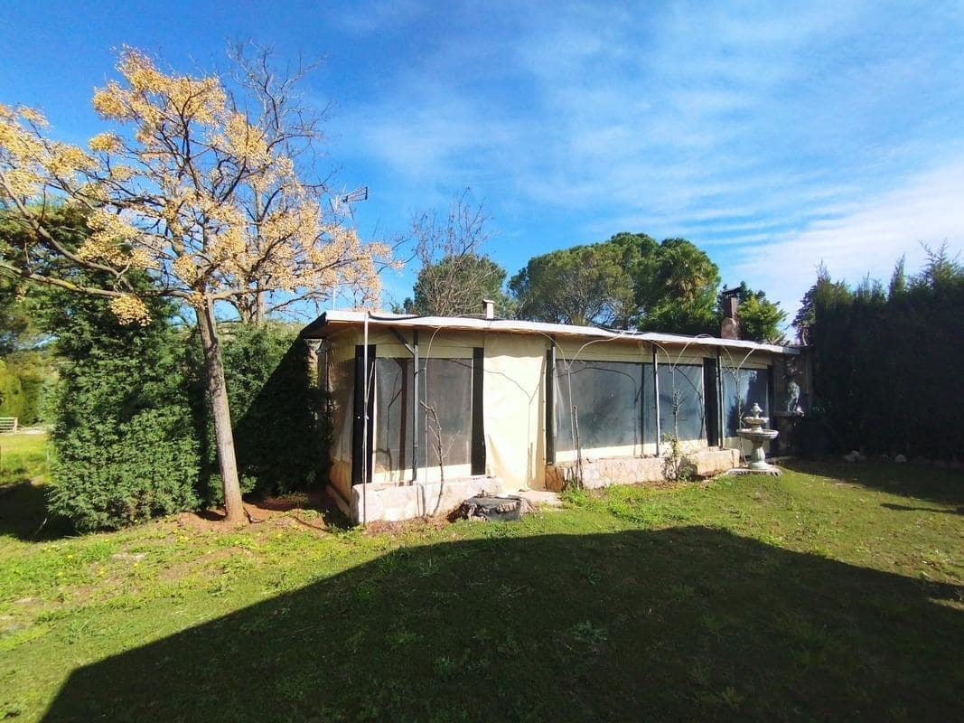 1 bedroom Villa for sale in Muel with pool - € 149,000 (Ref: 9645720)