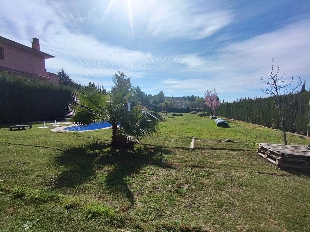 1 bedroom Villa for sale in Muel with pool - € 149,000 (Ref: 9645720)